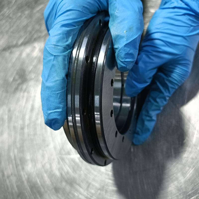 j9九游会(中国)九游会集团|官网滚子轴承使用寿命影响因素及延长使用寿命的方法 