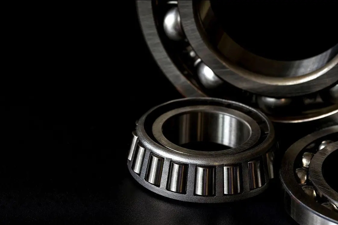 如何判断平面轴承坏了？